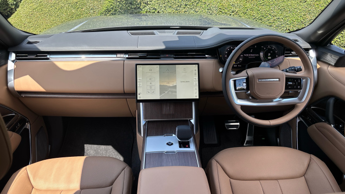 Land Rover Range Rover 3.0 P550e Autobiography 4dr Auto Estate - Image 9